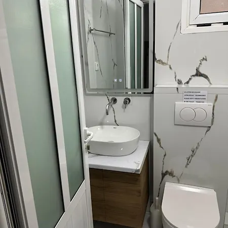 Apartamento Rapo Himare