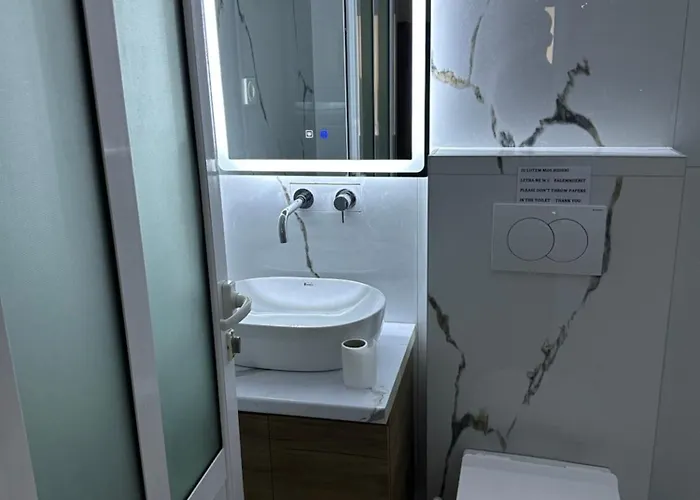 Rapo Apartment Himarë